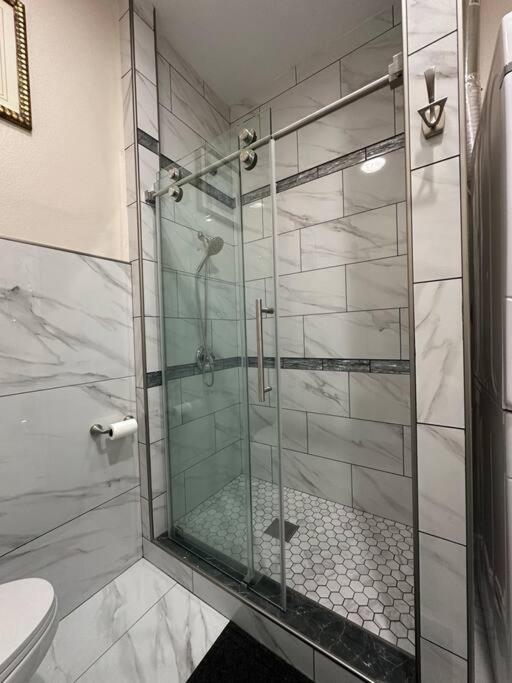 Midway City New Renovated House In Little Saigonヴィラ エクステリア 写真
