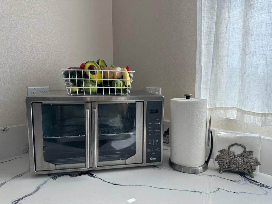 Midway City New Renovated House In Little Saigonヴィラ エクステリア 写真